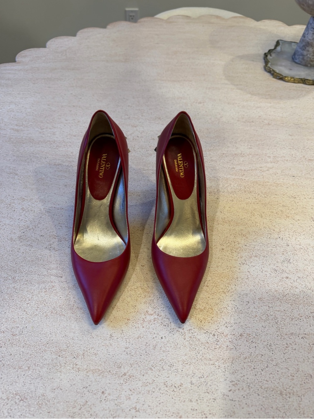 Valentino Women’s Rock Stud Red Pointed-Toe Leather Pumps, Size 38 - Picture 5 of 5